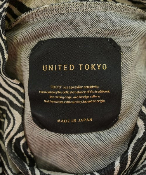 UNITED TOKYO เสื้อยืด/เสื้อท็อปส์