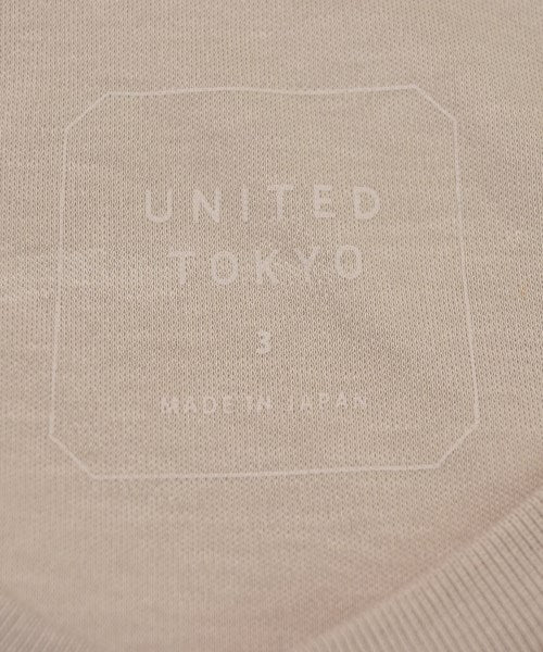 UNITED TOKYO เสื้อยืด/เสื้อท็อปส์