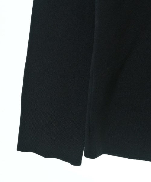 UNITED TOKYO เสื้อกันหนาว