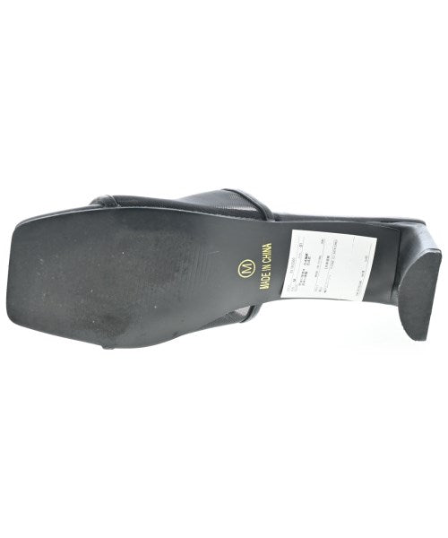 Mystrada รองเท้าแตะ