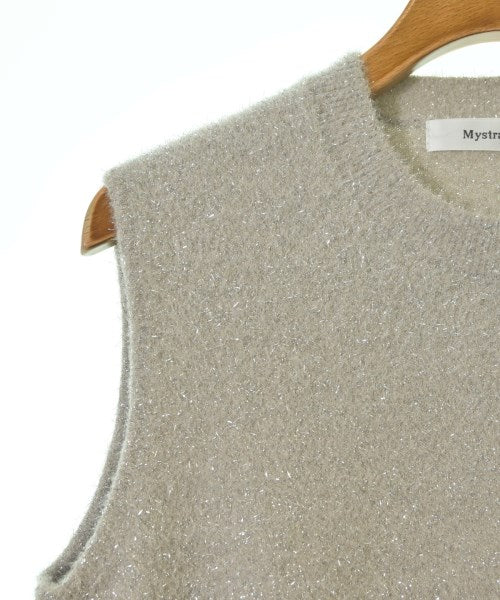 Mystrada เสื้อแขนกุด