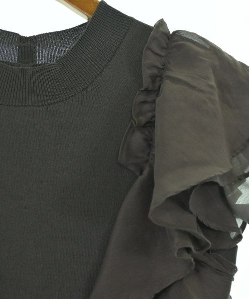 Mystrada เสื้อแขนกุด