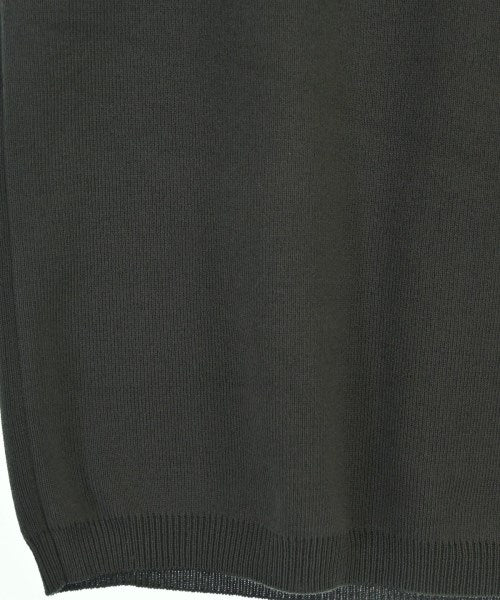 Mystrada เสื้อแขนกุด
