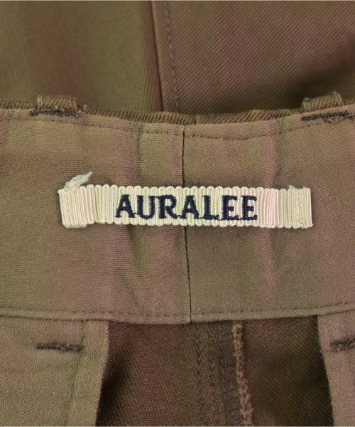 AURALEE ชิโน่