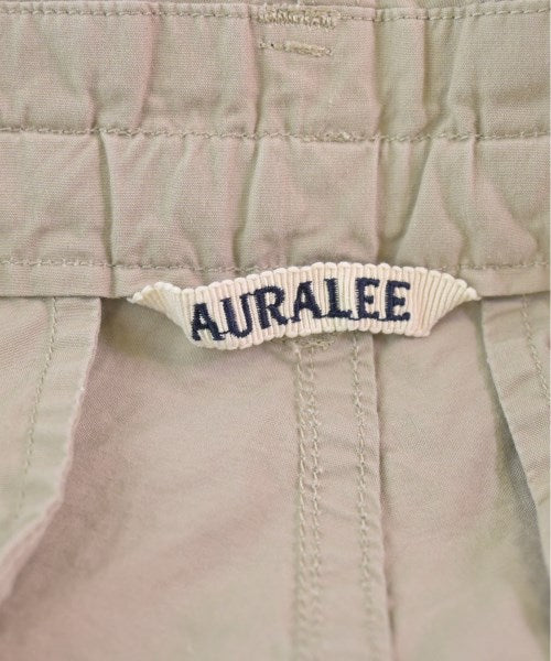 AURALEE ชิโน่
