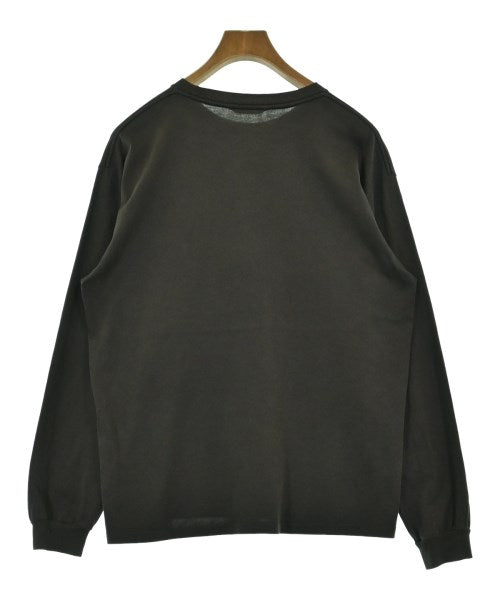 AURALEE เสื้อยืด/เสื้อท็อปส์