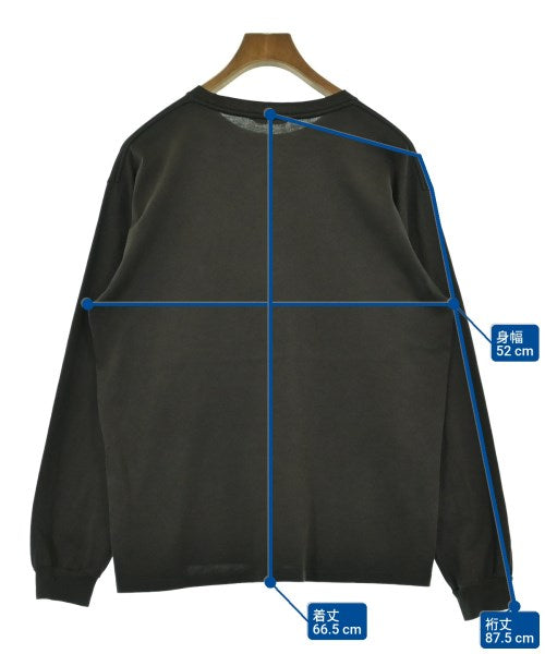 AURALEE เสื้อยืด/เสื้อท็อปส์
