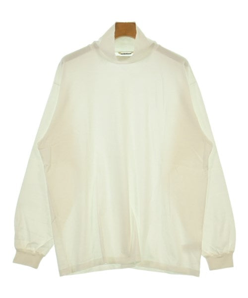 AURALEE เสื้อยืด/เสื้อท็อปส์