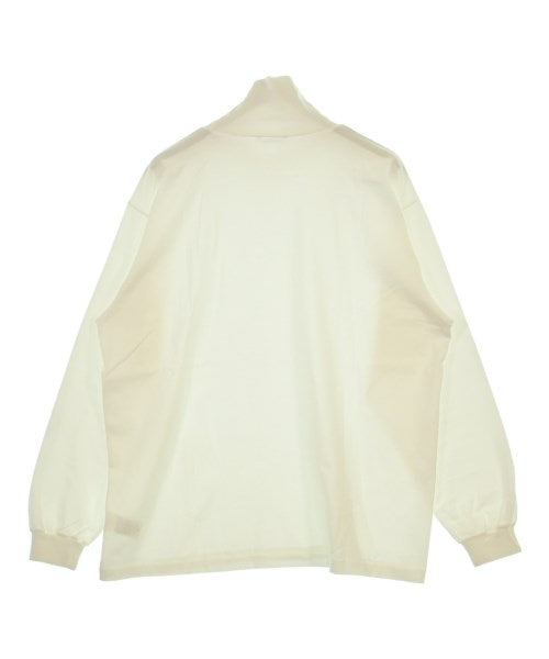 AURALEE เสื้อยืด/เสื้อท็อปส์