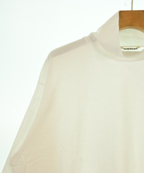 AURALEE เสื้อยืด/เสื้อท็อปส์
