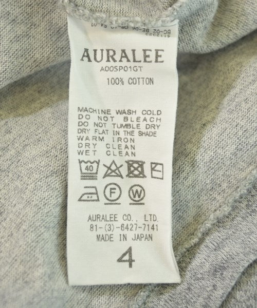 AURALEE เสื้อยืด/เสื้อท็อปส์