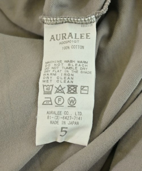 AURALEE เสื้อยืด/เสื้อท็อปส์