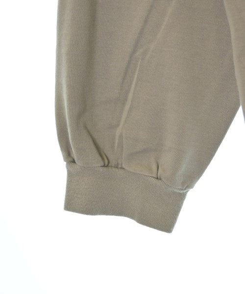 AURALEE เสื้อยืด/เสื้อท็อปส์