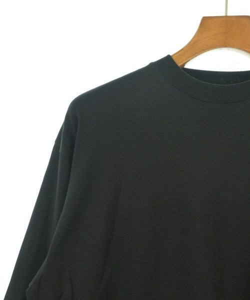 AURALEE เสื้อยืด/เสื้อท็อปส์