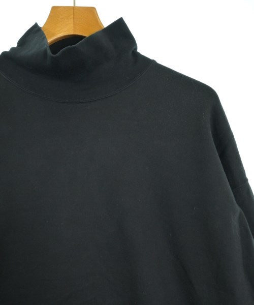 AURALEE เสื้อยืด/เสื้อท็อปส์