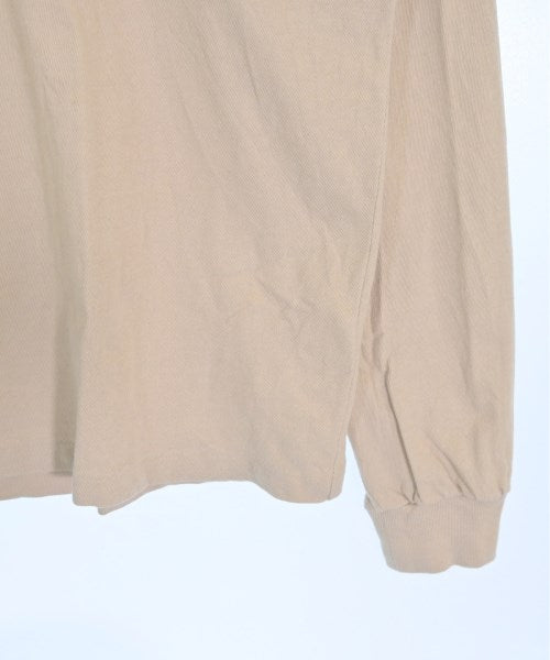 AURALEE เสื้อยืด/เสื้อท็อปส์