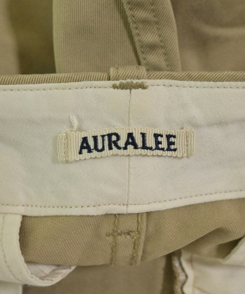 AURALEE ชิโน่
