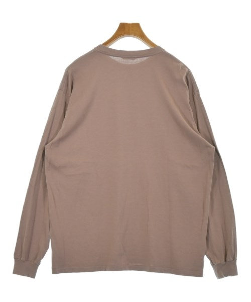 AURALEE เสื้อยืด/เสื้อท็อปส์