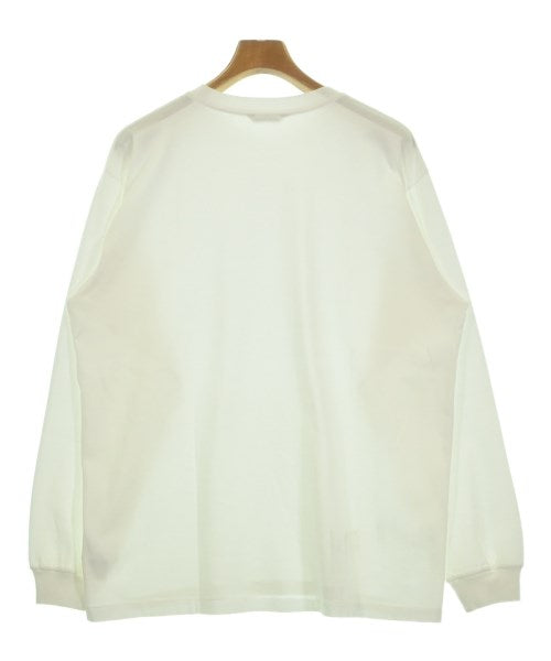 AURALEE เสื้อยืด/เสื้อท็อปส์