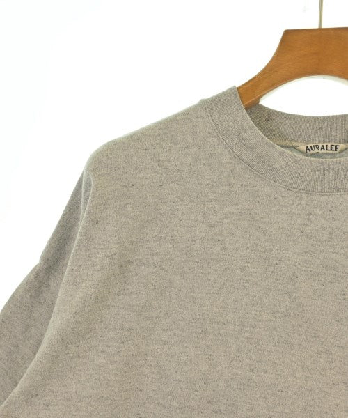 AURALEE เสื้อยืด/เสื้อท็อปส์