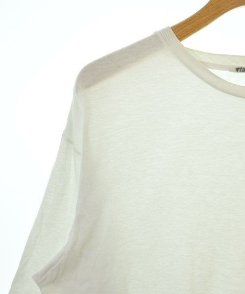 AURALEE เสื้อยืด/เสื้อท็อปส์