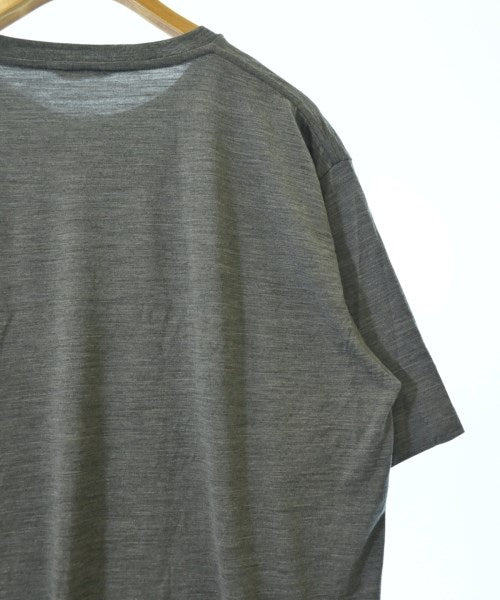 AURALEE เสื้อยืด/เสื้อท็อปส์