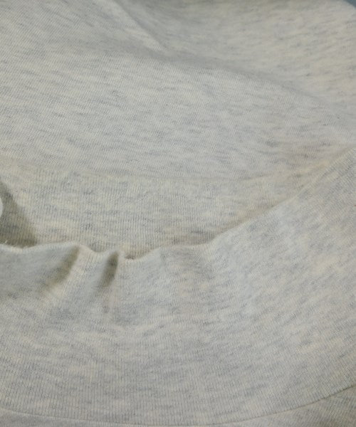 AURALEE เสื้อยืด/เสื้อท็อปส์