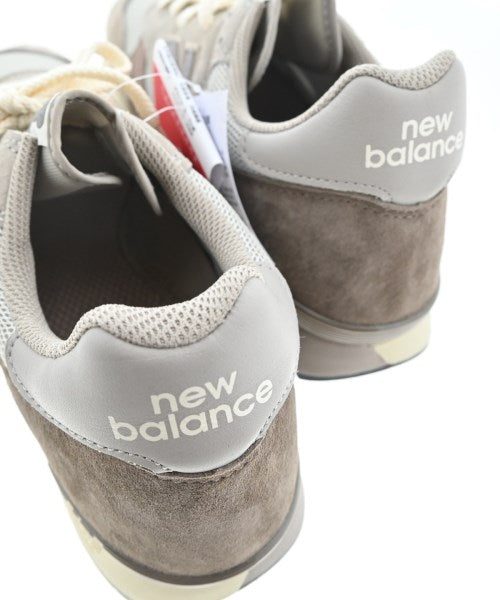 AURALEE รองเท้าผ้าใบ