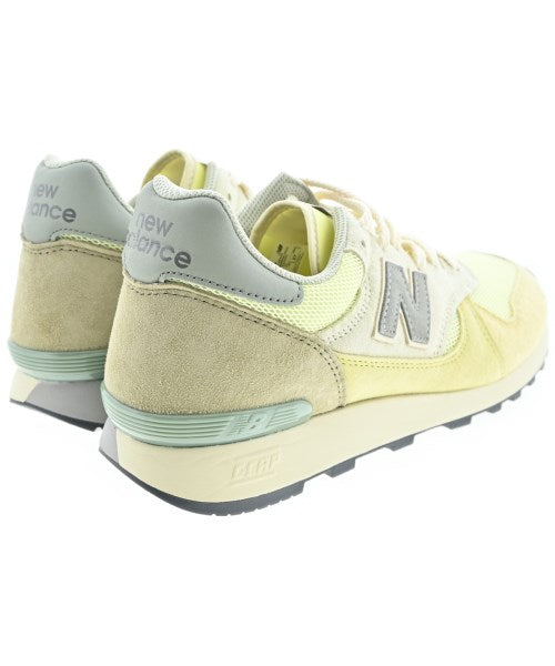 AURALEE รองเท้าผ้าใบ