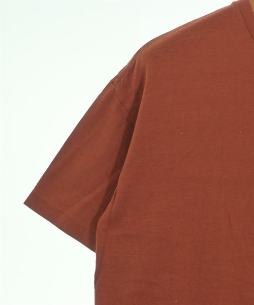 AURALEE เสื้อยืด/เสื้อท็อปส์