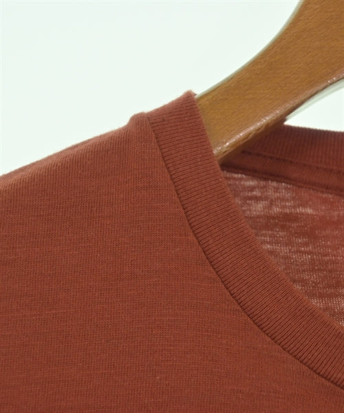 AURALEE เสื้อยืด/เสื้อท็อปส์