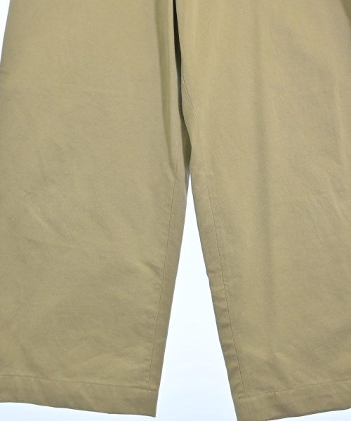 AURALEE ชิโน่