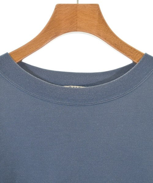 AURALEE เสื้อยืด/เสื้อท็อปส์