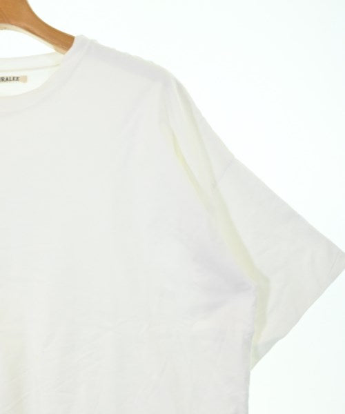 AURALEE เสื้อยืด/เสื้อท็อปส์