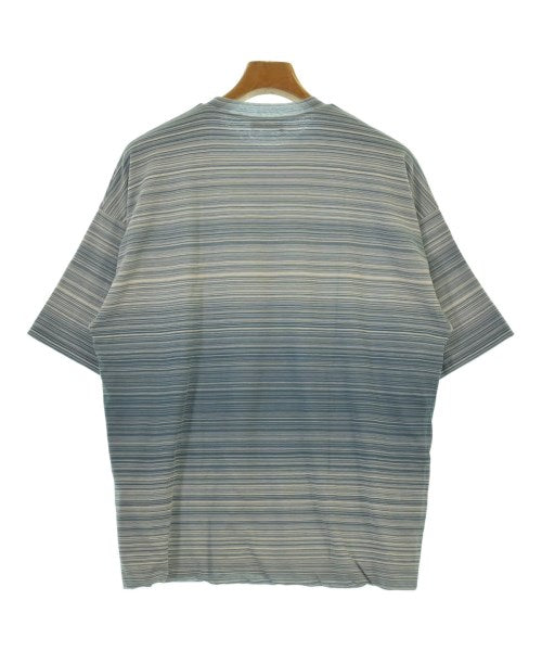 AURALEE เสื้อยืด/เสื้อท็อปส์