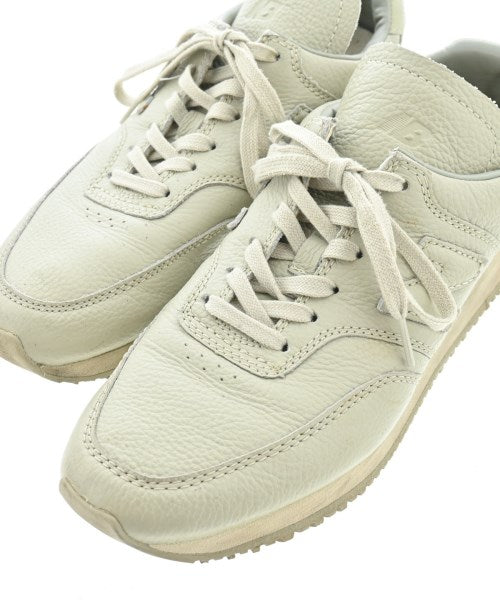 AURALEE รองเท้าผ้าใบ