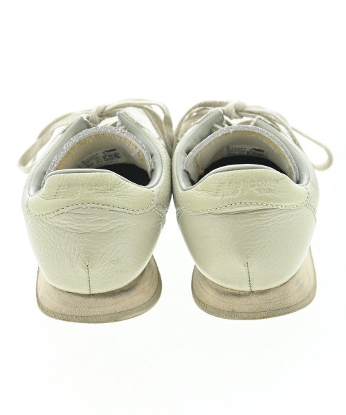 AURALEE รองเท้าผ้าใบ