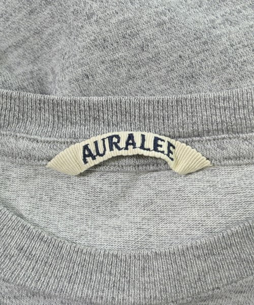 AURALEE เสื้อยืด/เสื้อท็อปส์