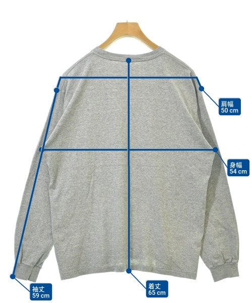 AURALEE เสื้อยืด/เสื้อท็อปส์