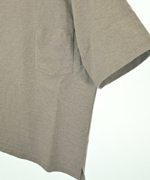 AURALEE เสื้อยืด/เสื้อท็อปส์