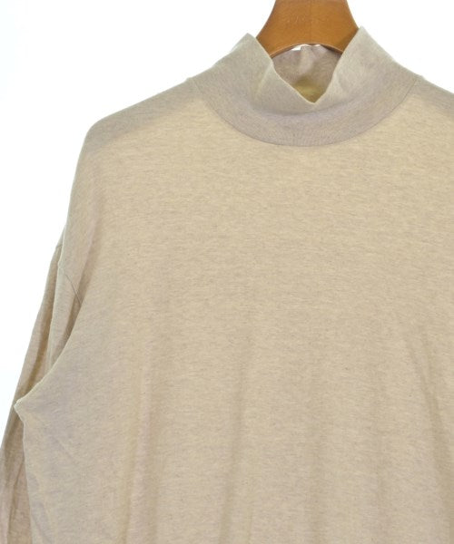 AURALEE เสื้อยืด/เสื้อท็อปส์