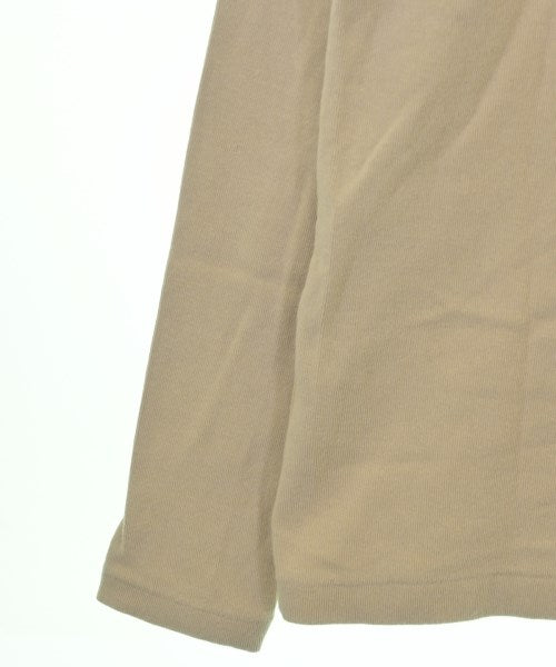 AURALEE เสื้อยืด/เสื้อท็อปส์