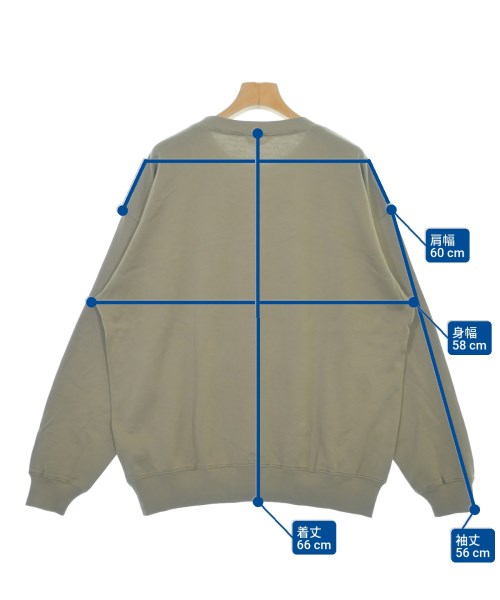 AURALEE เสื้อยืด/เสื้อท็อปส์