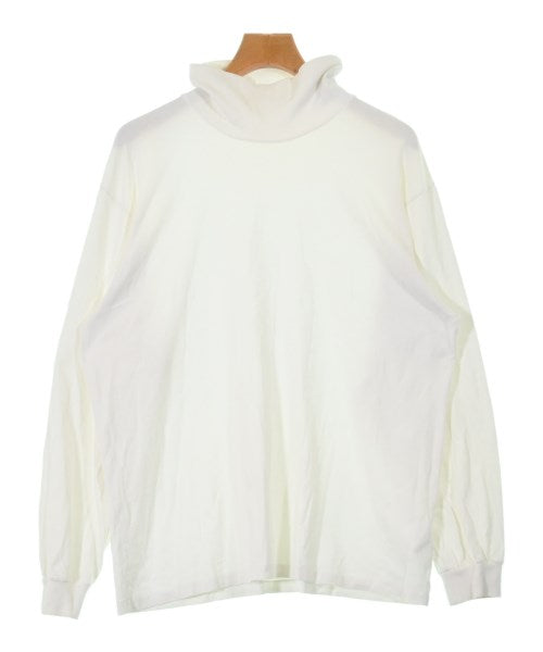 AURALEE เสื้อยืด/เสื้อท็อปส์