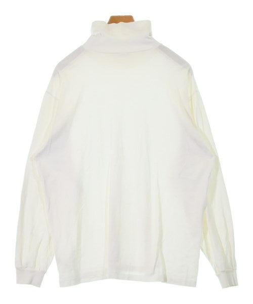 AURALEE เสื้อยืด/เสื้อท็อปส์