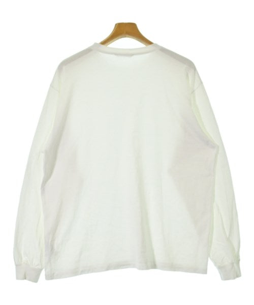 AURALEE เสื้อยืด/เสื้อท็อปส์