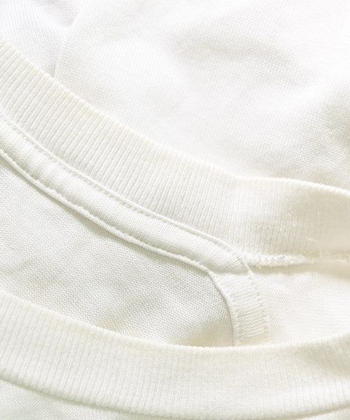 AURALEE เสื้อยืด/เสื้อท็อปส์