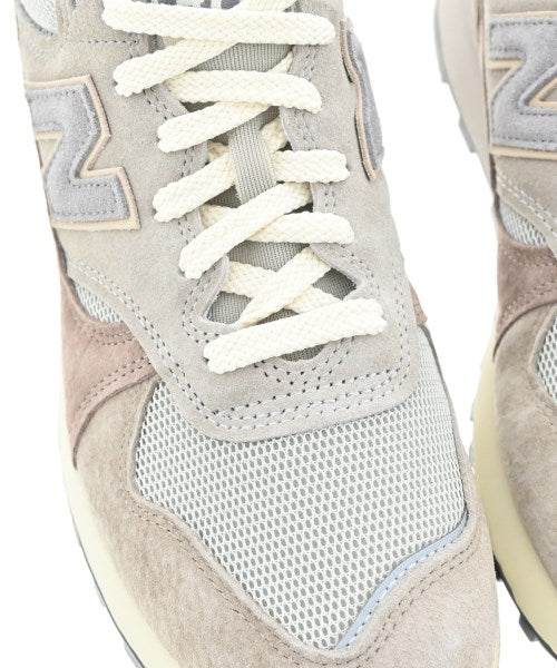 AURALEE รองเท้าผ้าใบ