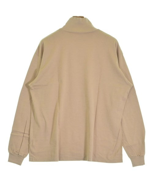 AURALEE เสื้อยืด/เสื้อท็อปส์