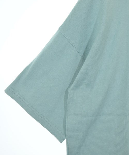 AURALEE เสื้อยืด/เสื้อท็อปส์